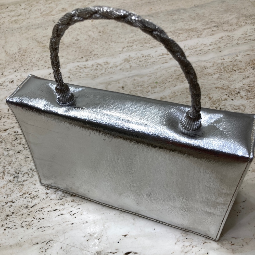 VINTAGE 1960's La France Silver Lamé Handbag